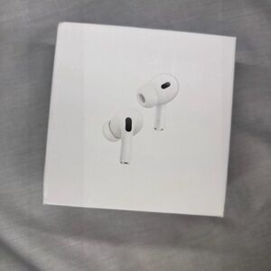 Apple White AirPods Pro 2